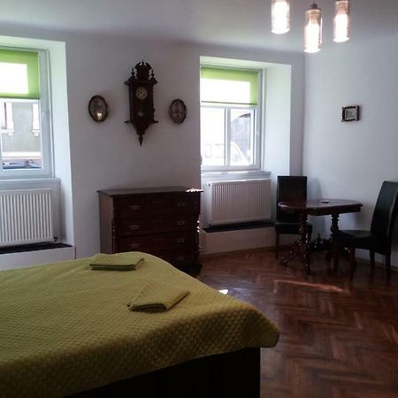 Charming downtown studio Braszów Zewnętrze zdjęcie