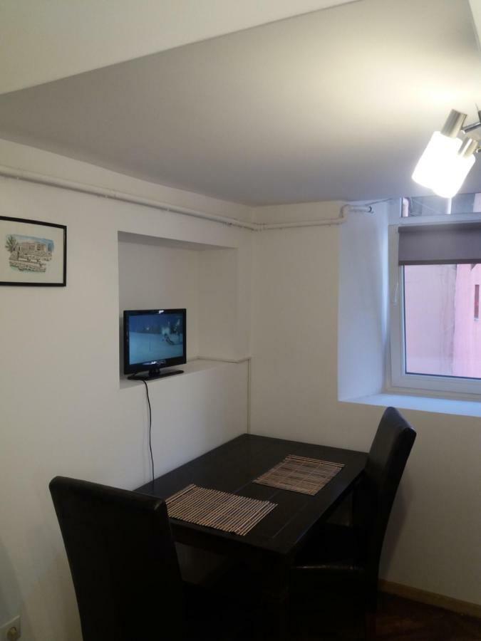 Charming downtown studio Braszów Zewnętrze zdjęcie